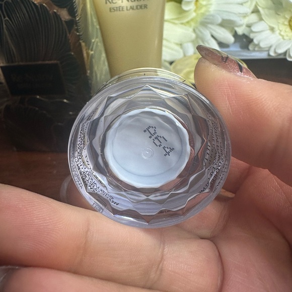 Estée Lauder 3-Pc Re-Nutriv Ultimate Diamond Gift Set NIB - Picture 7 of 12